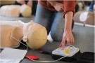 Pakkeløsning for trening i bruk av hjertestarter.  thumbnail