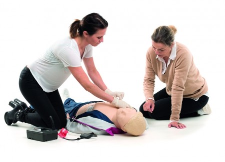 Resusci Anne QCPR AED hel kropp m/ trillekoffert