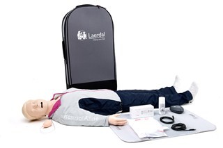 Resusci Anne QCPR AED AW m/trillekoffert